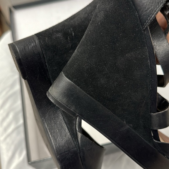 Women’s Lauren Ralph Lauren Wedge - Picture 3 of 7